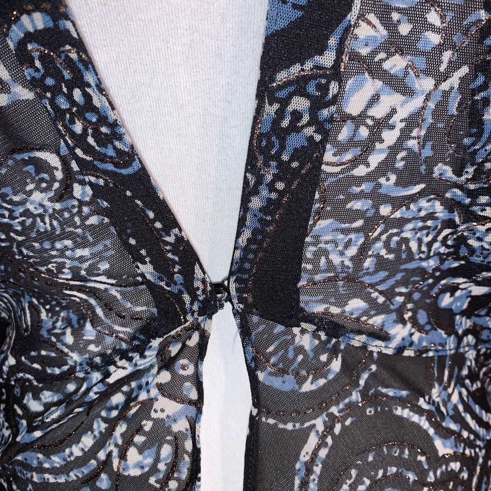 Mesmerize black and blue 2-piece mesh set. - Picture 7 of 8